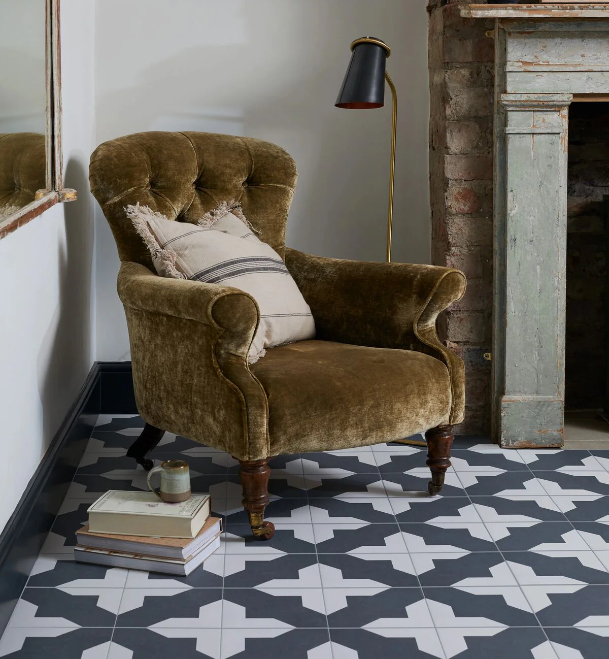 Bert & May Black Crosses Porcelain Tile - Image 3