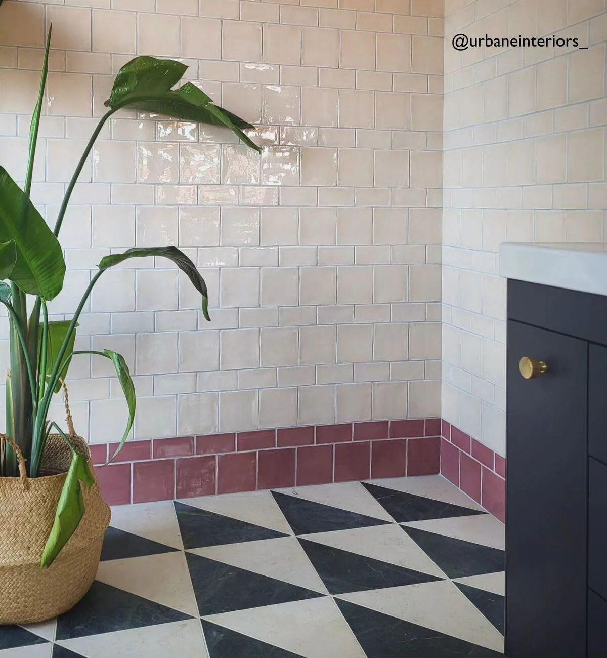 Blends Verde Triangle Marble Tile - Image 5