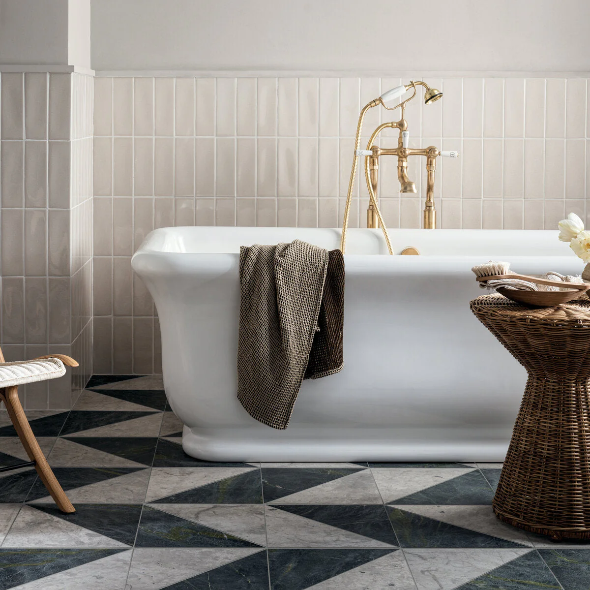 Blends Verde Triangle Marble Tile - Image 2