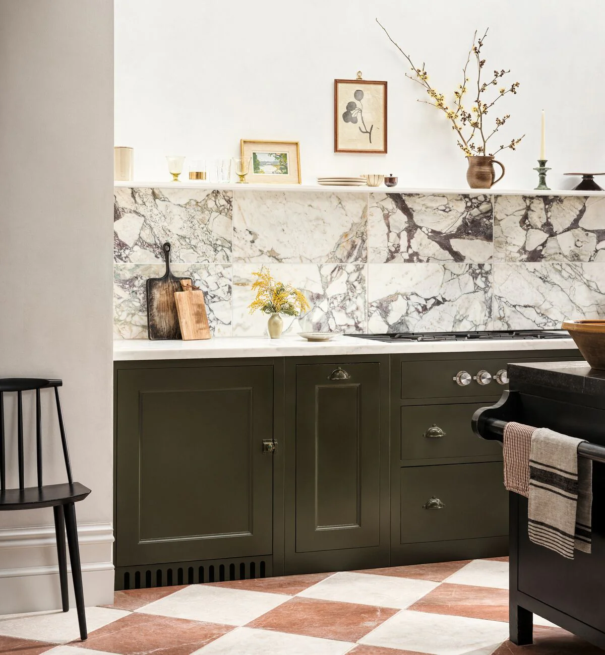 Calacatta Viola Honed Marble Tile - Image 10