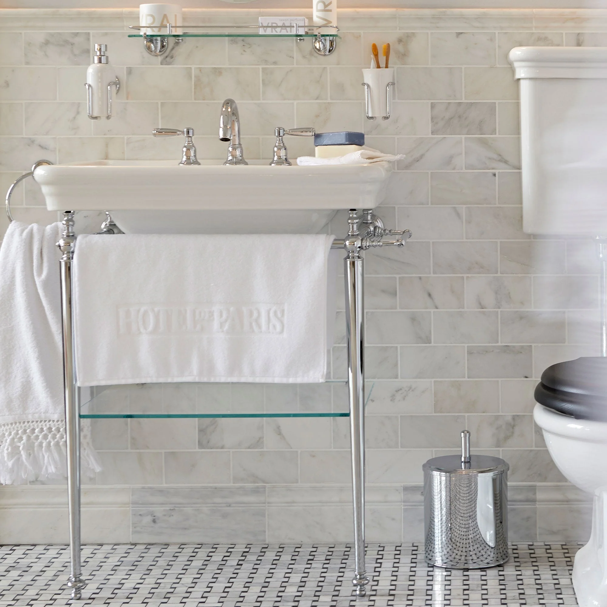 East Hampton Grey Willow Leaf Mosaic - Image 3