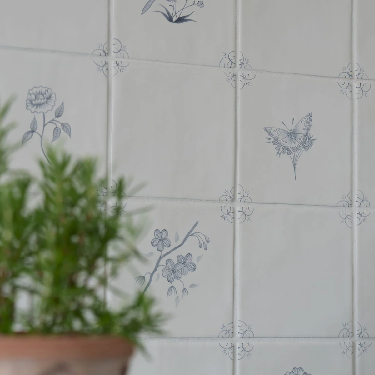 English Delft Butterfly 1 Charcoal Matt Tile - Image 4