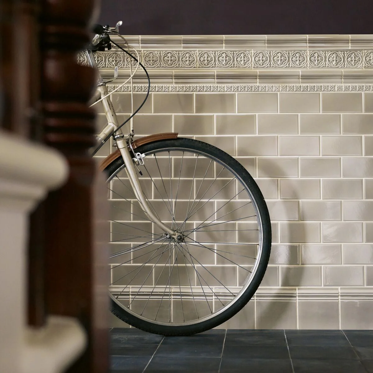 Giralda Niebla Grey Glazed Skirting - Image 4