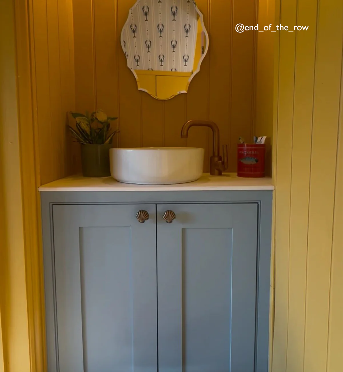 Goldfinch Paint - Image 4