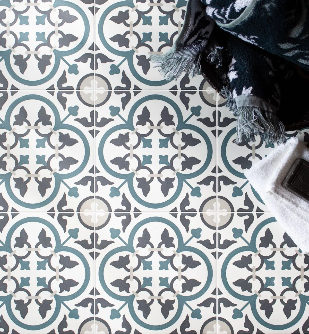 Infusion St Etienne Patterned Tile - Image 2
