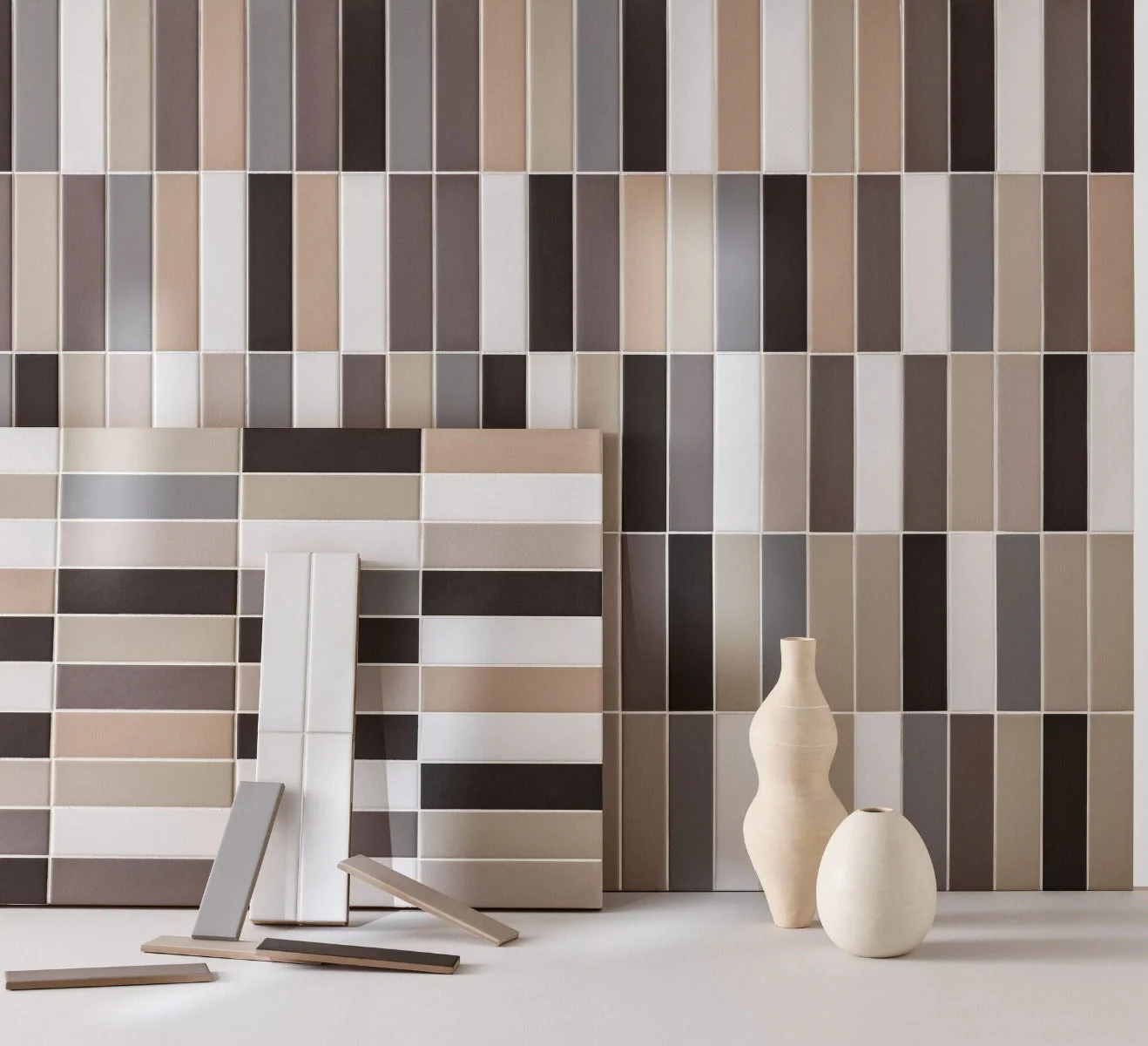 Kelly Hoppen Perfect Neutrals Black - Sample - Image 2
