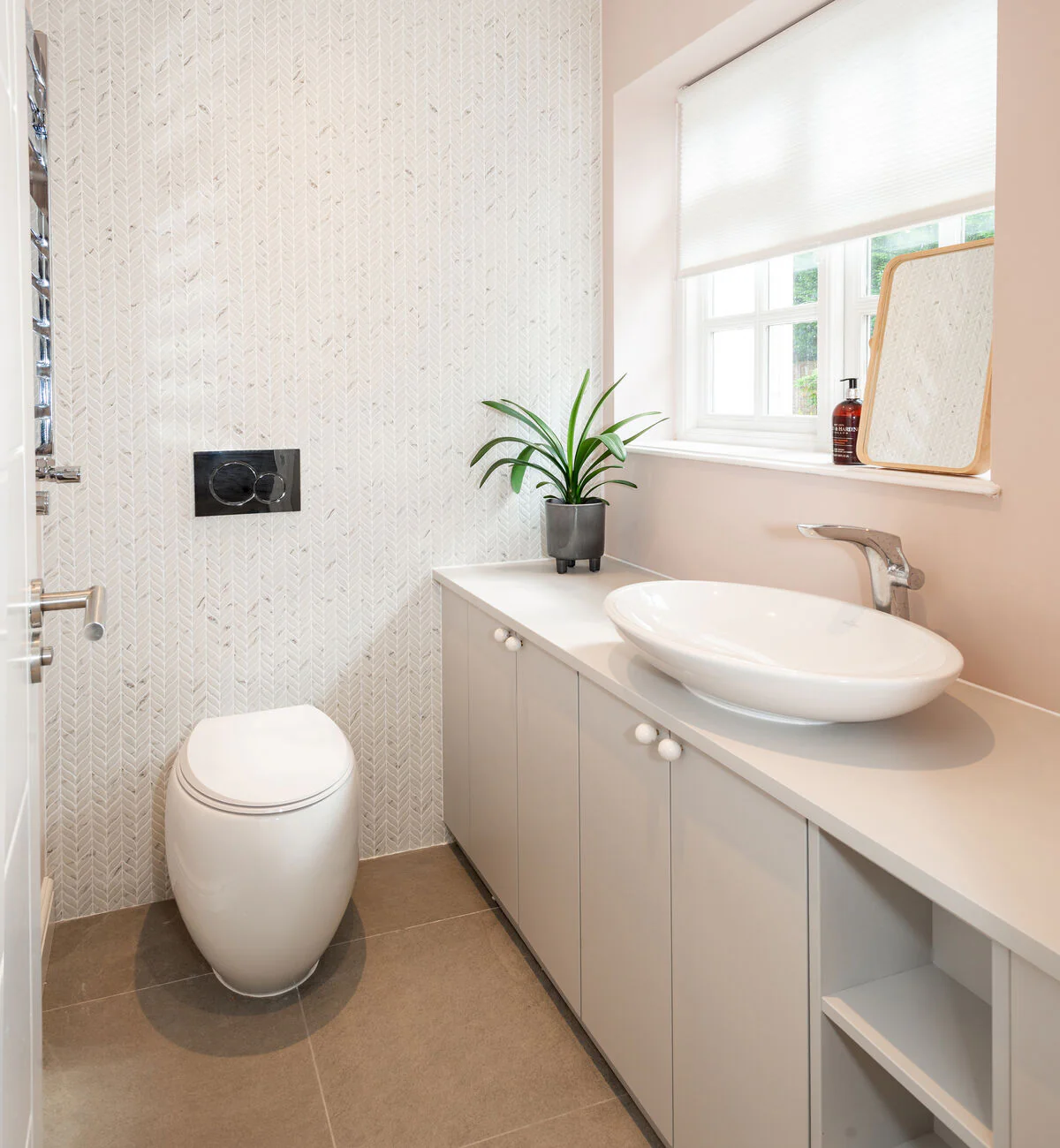 Malmo Willow Leaf White Mosaic - Image 3
