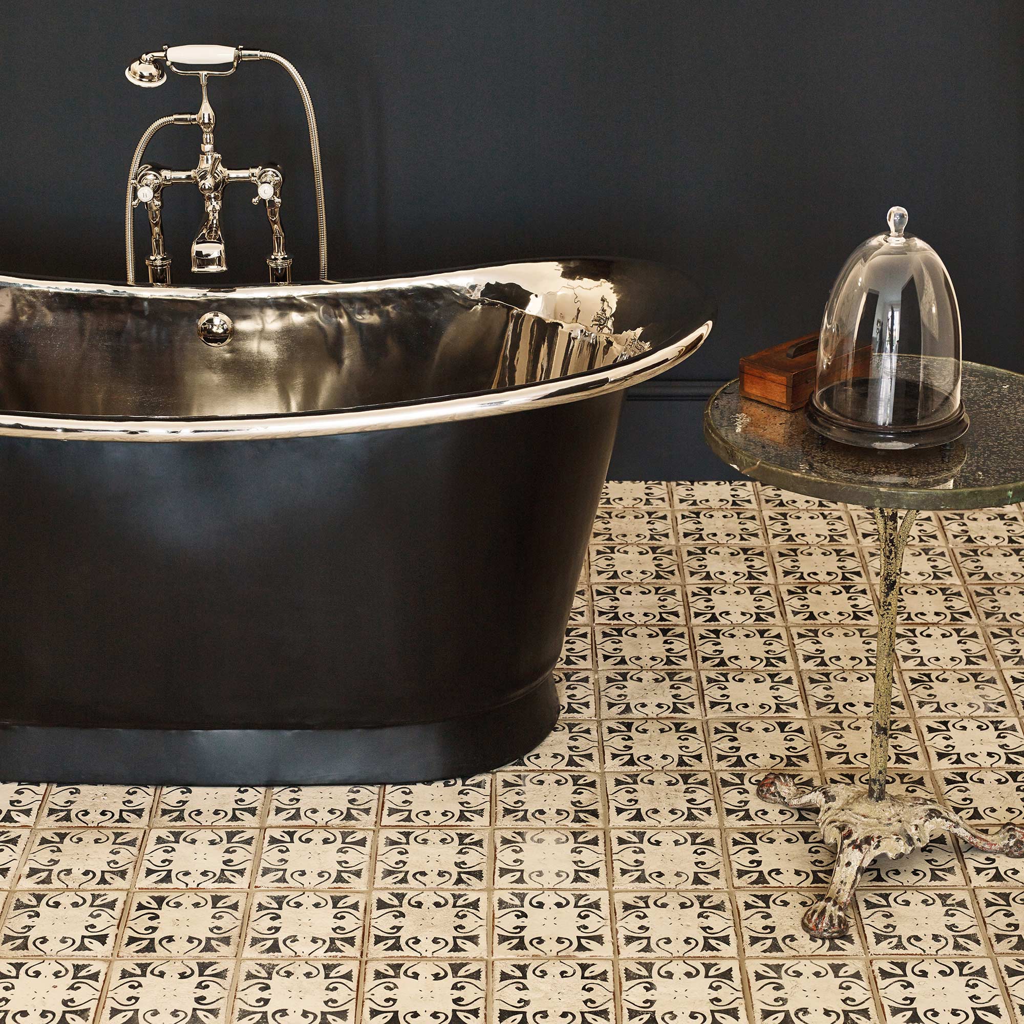Marrakech Hammam Patterned Terracotta Tile - Image 4