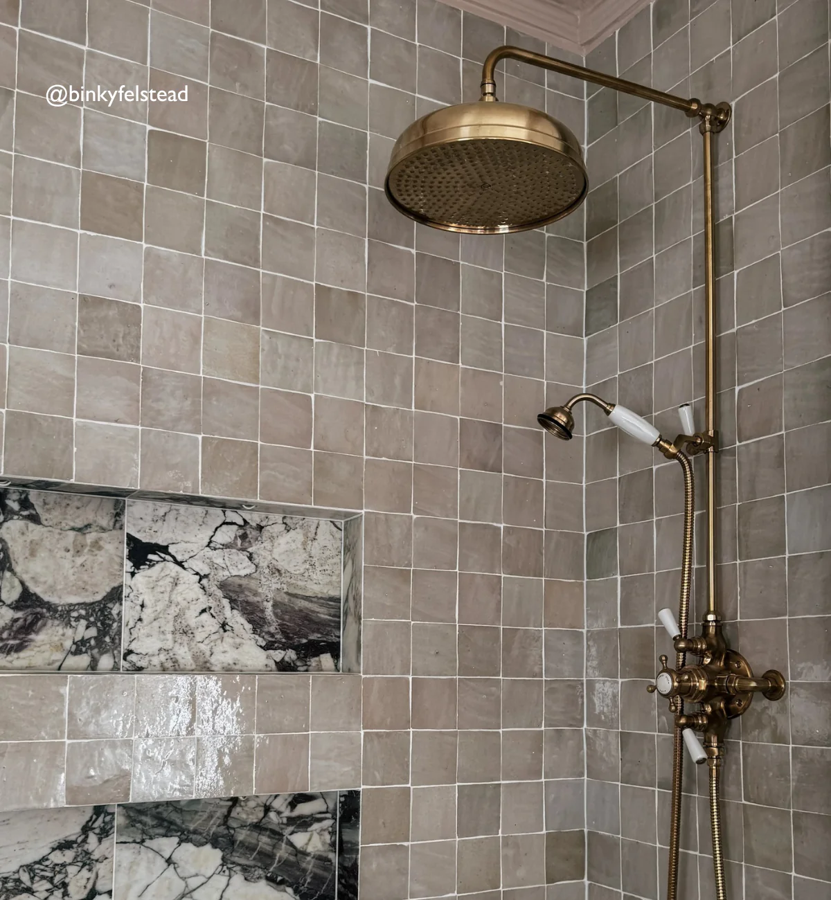 Calacatta Viola Honed Marble Tile - Image 5