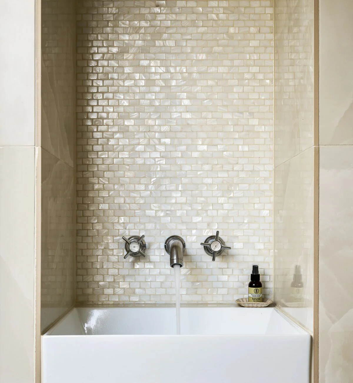 Mother of Pearl White Rectangle Brick Mosaic - Image 3