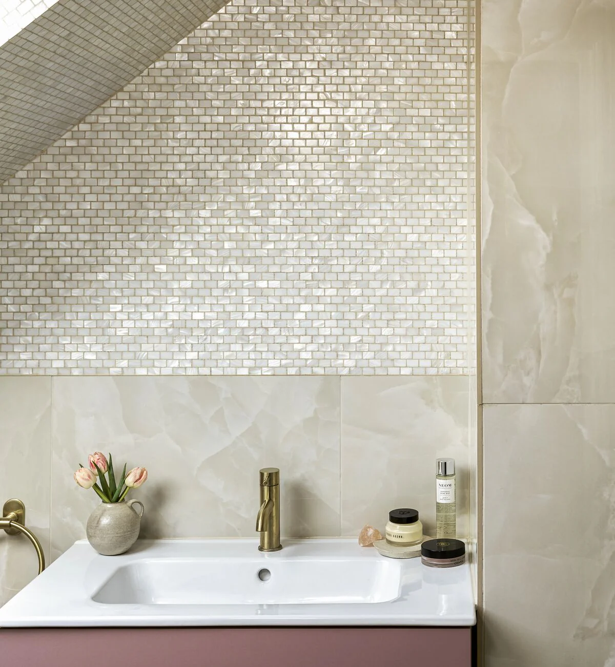 Mother of Pearl White Rectangle Brick Mosaic - Image 5