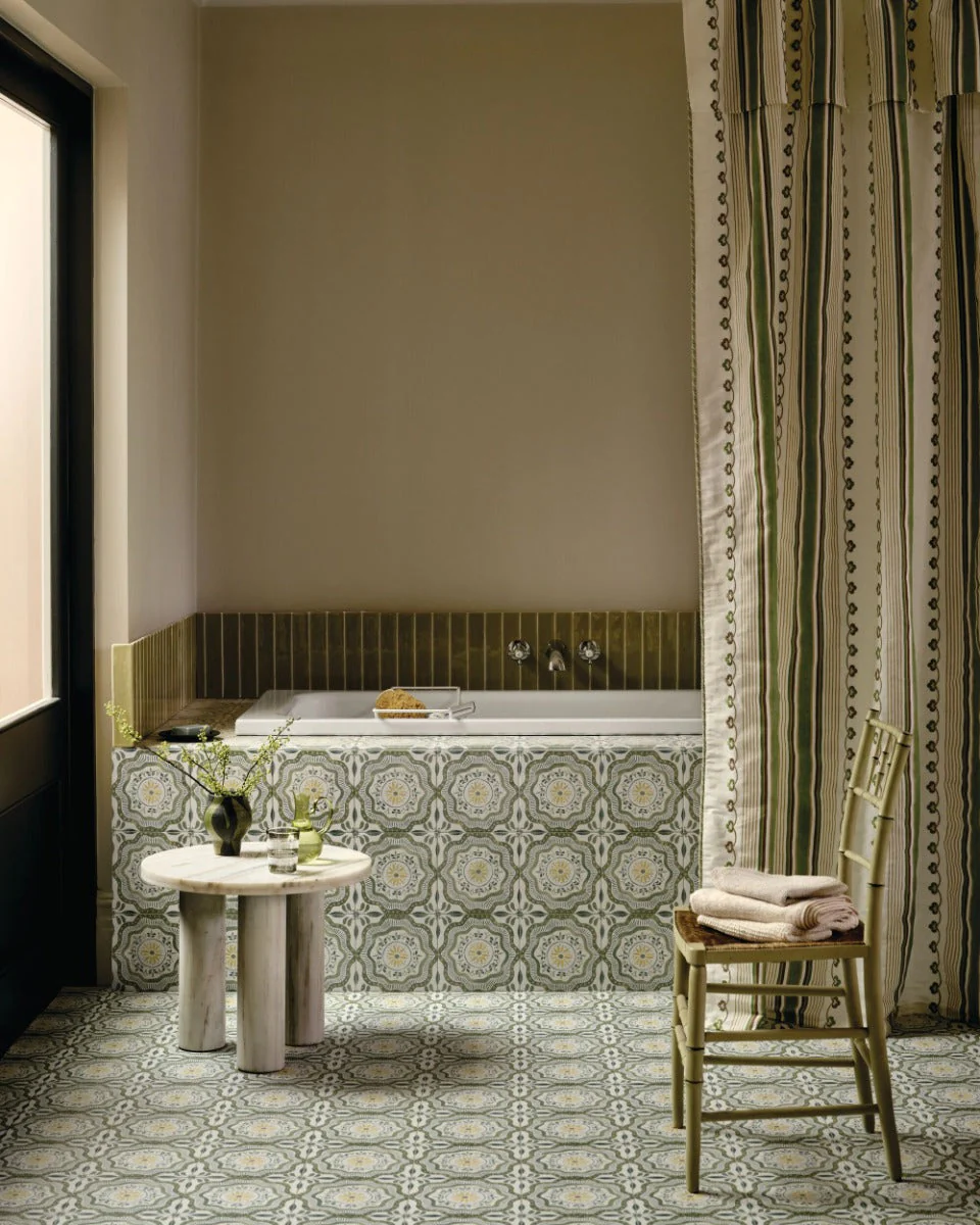 Nina Campbell Cochin Green - Sample - Image 2