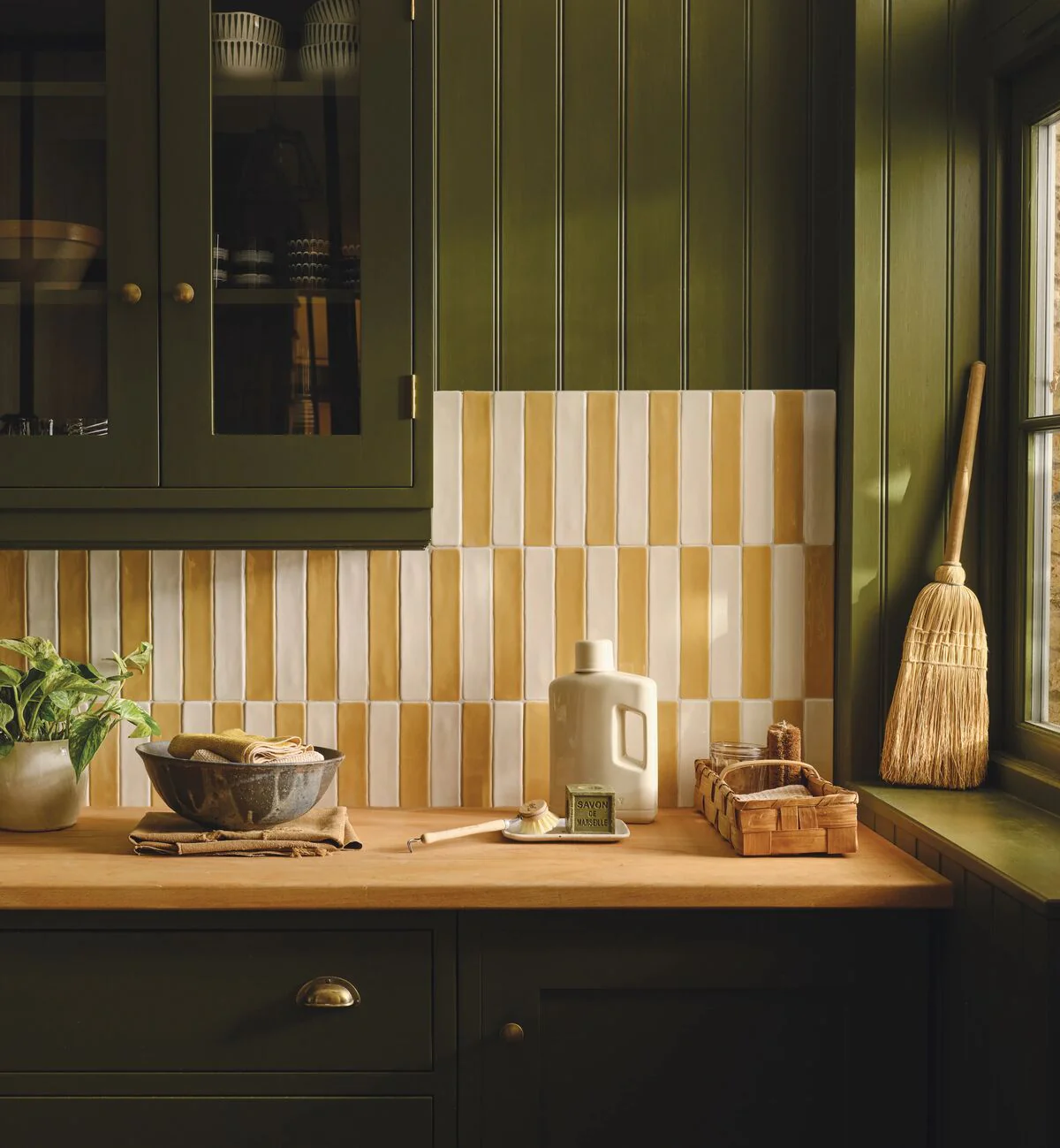Nina Campbell Rivage Ochre Glazed Wall Tile - Image 5