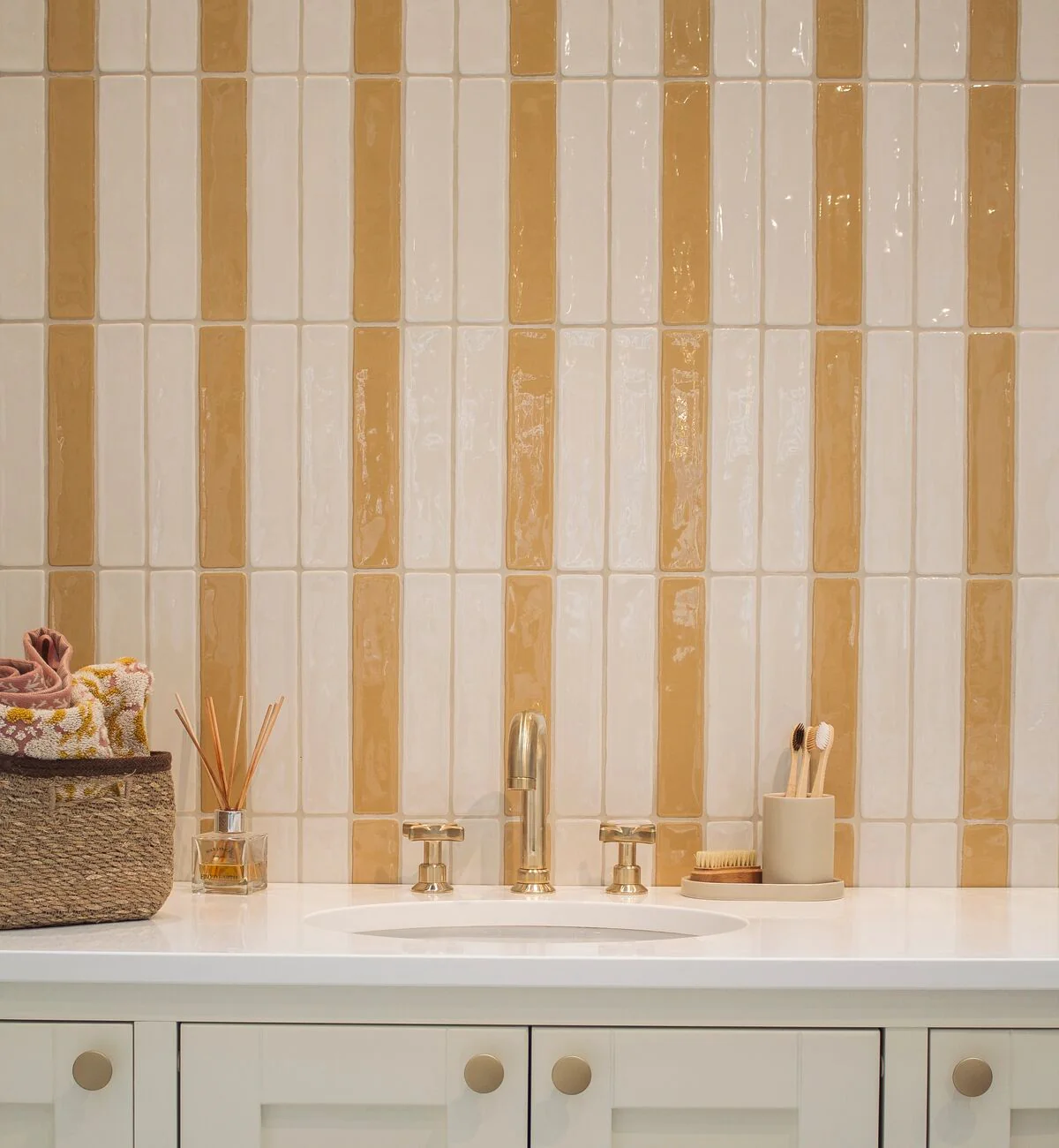Nina Campbell Rivage Ochre Glazed Wall Tile - Image 9