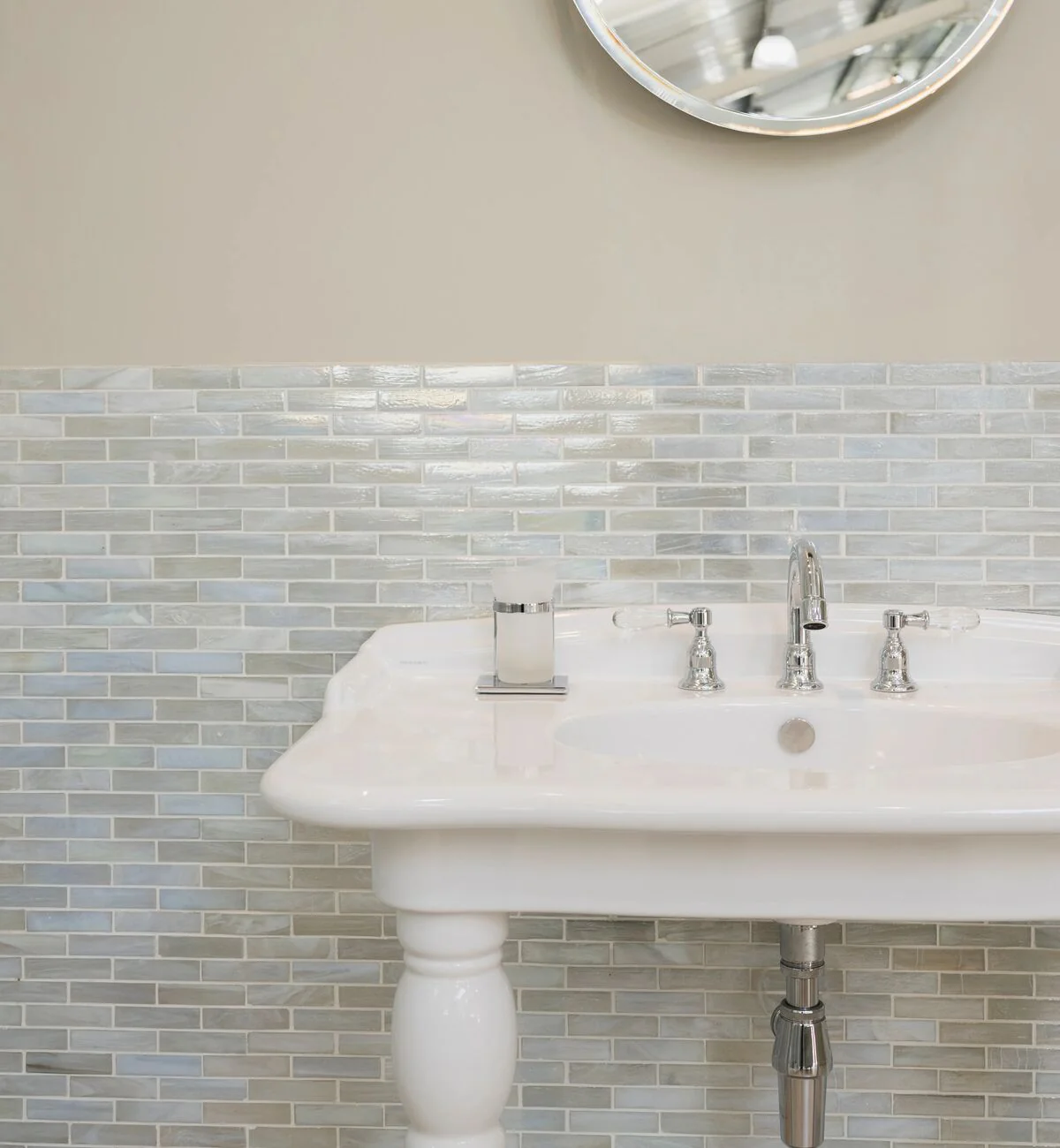 Malacassa Oasis Brick Glass Mosaic - Image 3
