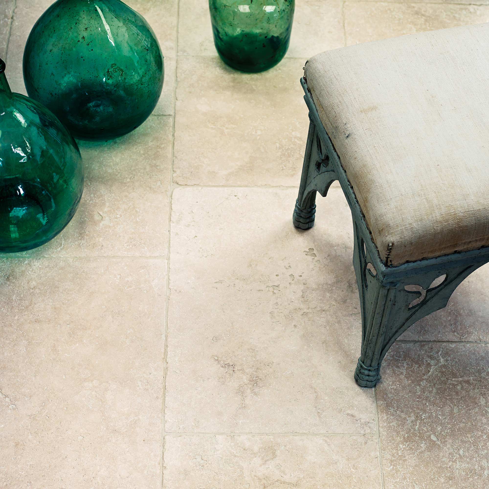 Orient 40x40 Tumbled Edge, Tumbled and Unfilled - Image 5