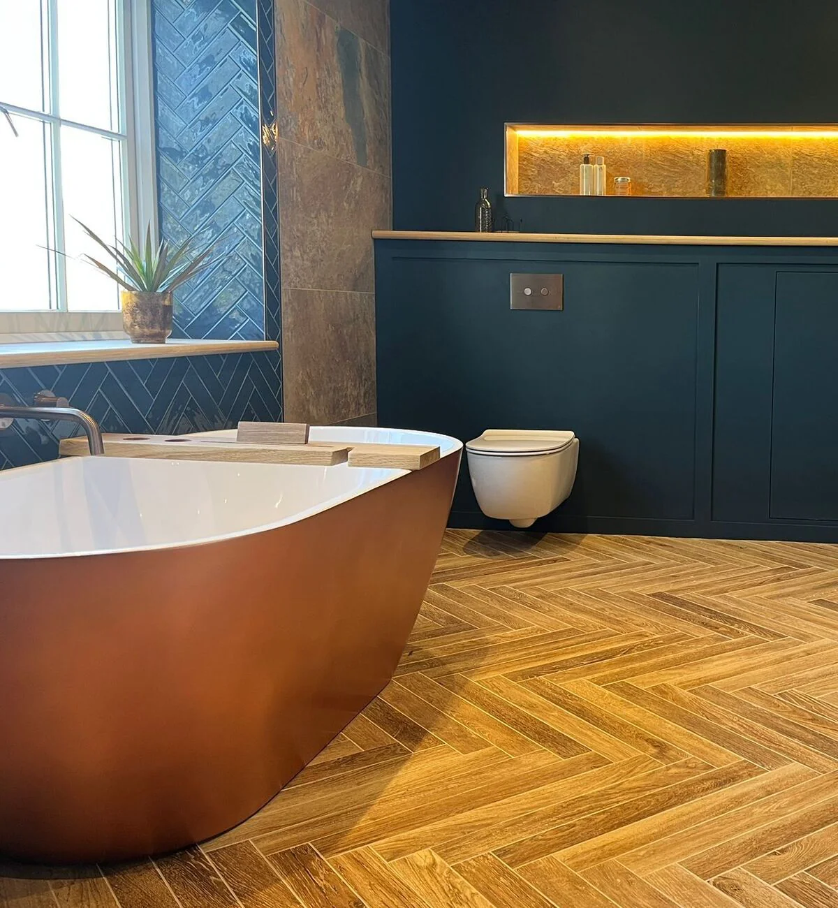 Southwold Oak Herringbone Wood Effect Tile - Image 3